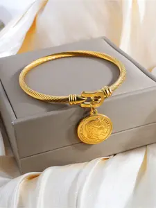 1 elegant and fashionable horseshoe hook double-sided horsehead human bracelet, made of 304 stainless steel material jewelry, suitable for parties, Valentine's Day gifts, Spring Festival and daily wear