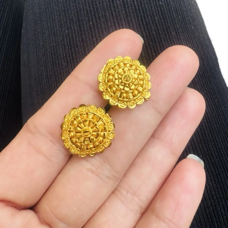 Gold Jewelry Earrings Set for Women, Classic Minimalist Studs with a Feminine Aesthetic, Casual Fashion Accessories for Daily Wear, Elegant, Female, Stud Earrings, Geometric, Gold Studs Earrings, Metal Coating
