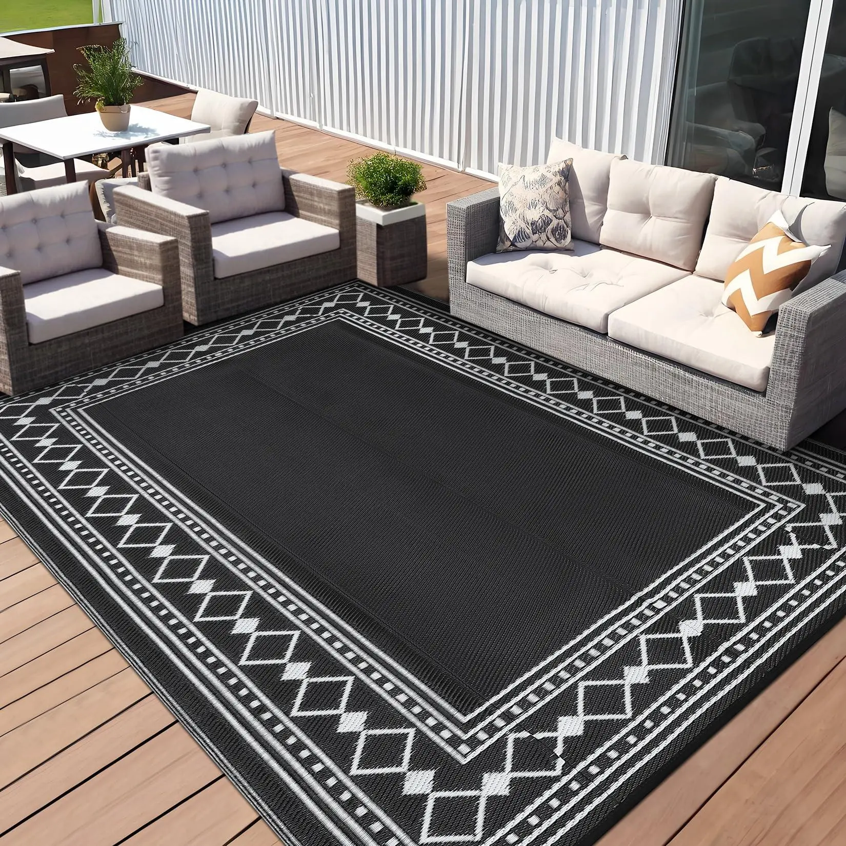 Outdoor Rug 10x14 for Patios Clearance,Waterproof Mat,Large Outside Carpet,Reversible Plastic Straw Camping Rugs,Porch,Deck,Balcony,Backyard,White/Black
