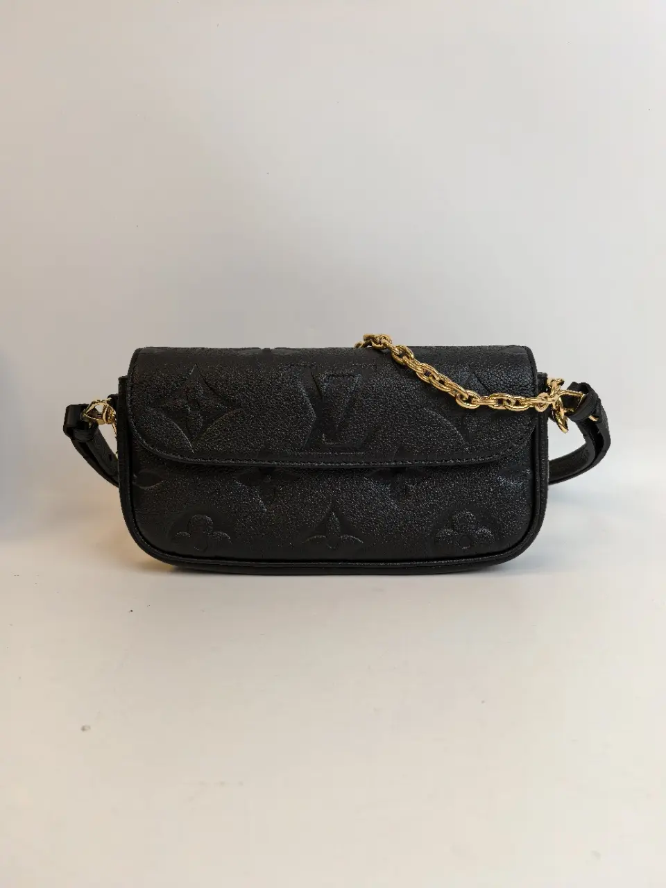 Pre-owned Louis Vuitton leather Crossbody Bags Wallet on Chain Ivy 【Senza 1】