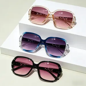 3-pack unisex retro tinted lens glasses, stylish casual frame glasses, suitable for daily use, fashion accessories for outdoor activities Heart Shaped Sunglass High Quality Sunglasses