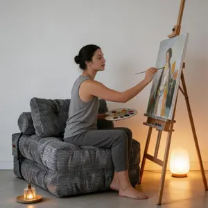 Single foldable sofa