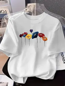 Women's Creative Geometric Iron-On Print Comfortable Casual Slight Stretch Fit T-Shirt, Stylish Daily Wear, Perfect for All Seasons