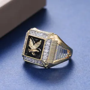new atmospheric men golden-plated eagle surrounded by synthetic moissanite ring Europe and the United States ring