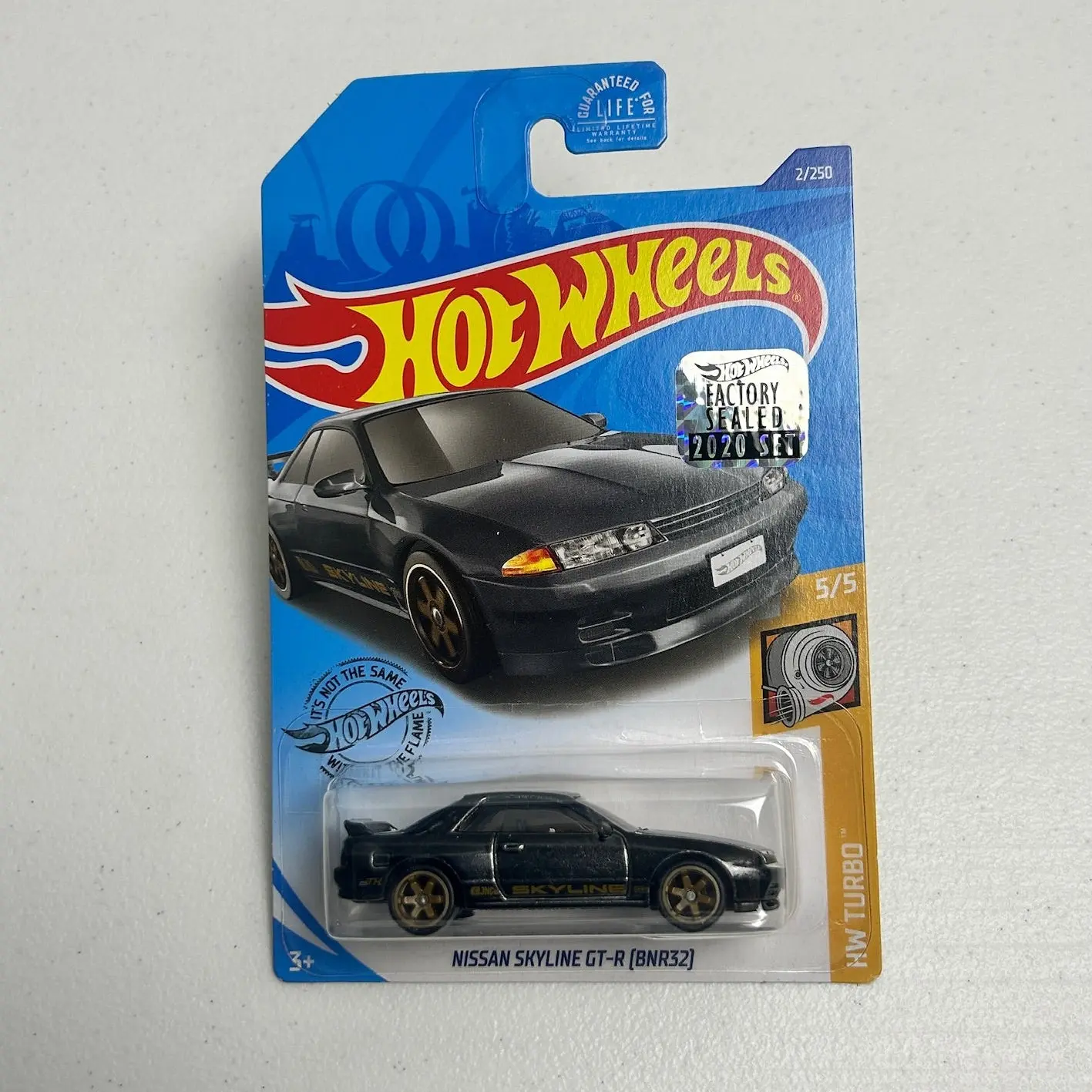Hot Wheels 1:64 Nissan Skyline GT-R R32 2020 Super Treasure Hunt (Factory Sealed)