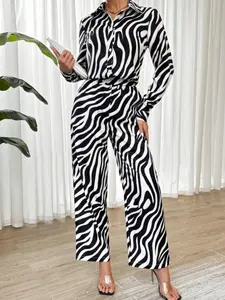Two-piece set of women's black and white zebra pattern lapel shirt + high-waisted wide-leg trousers set, fashionable and personalized thin suit, suitable for spring and autumn, suitable for daily street and light social occasions