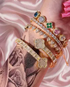 LUCKY GIRL | Bracelet stack