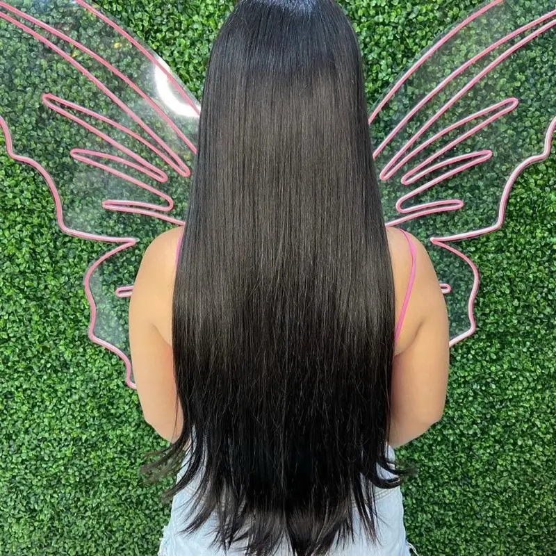 Straight , 100% human hair ,100gr. Natural color.