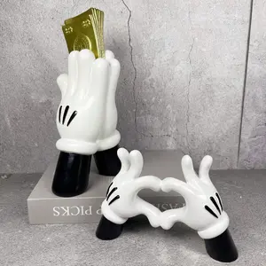 Money Hand Figurine Cartoon Resin Hand Statue Aesthetic Sculpture Luxuruy Livingroom Decor Home Ornament House Accessories Gift Decorative Figurines