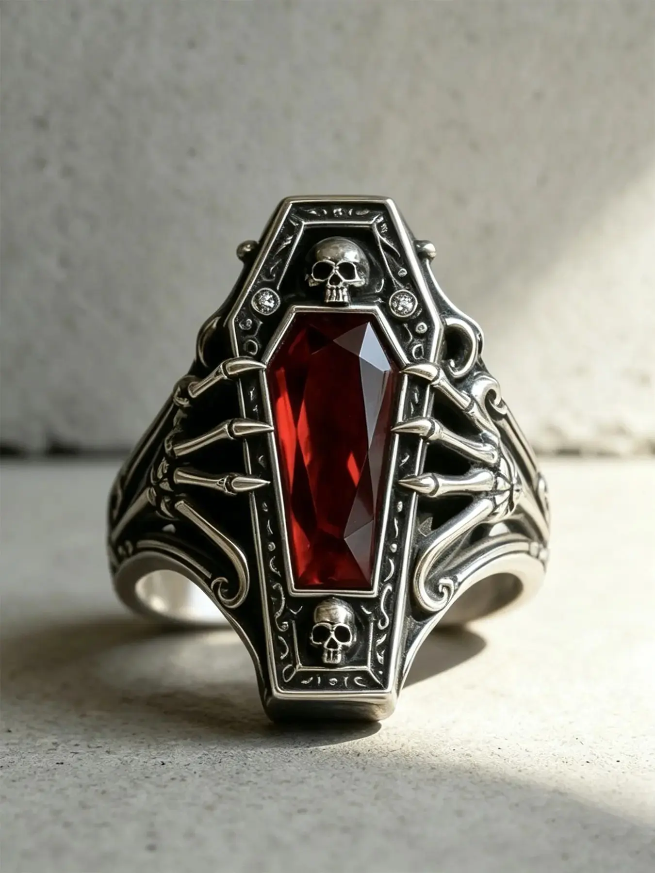 Gothic Skull Vampire Coffin Punk Metal Ring, Unisex Vintage Distressed Halloween Party Ring, Gothic Costume Jewelry for Men and Women, Dark Aesthetic Rings