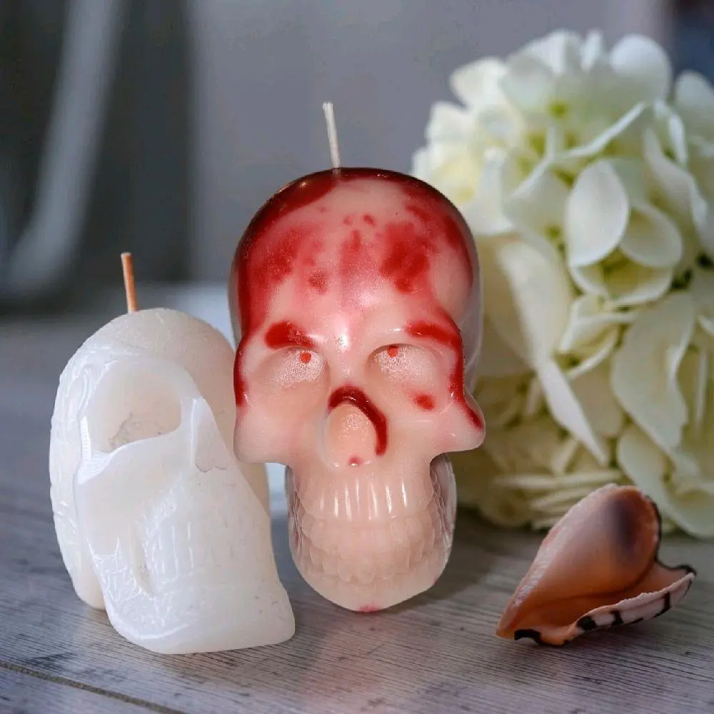 Skull-Shaped Aroma Candles, Unique Fragrant Home Decor Candles for Living Room, Bedroom Tabletop Decoration & Halloween Cozy Nights
