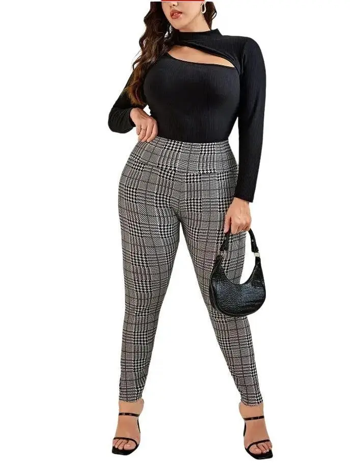 Plus Glen Plaid Leggings, Chic and Stylish Mid Waist Plaid Leggins for Women
