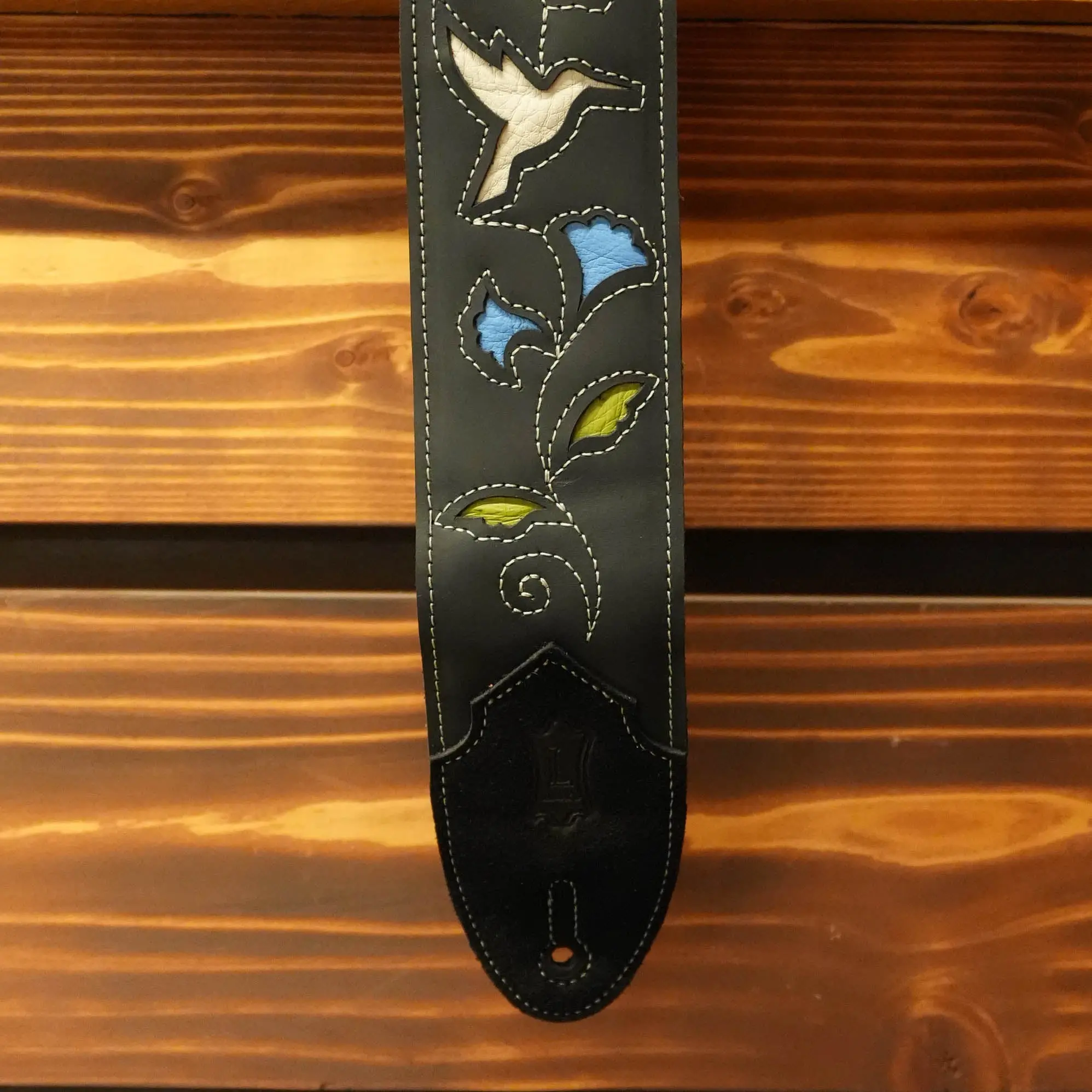 Levy's Sunbird Series - Black Hummingbird Guitar Strap