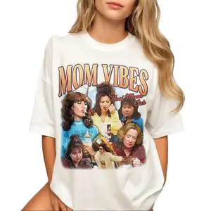 Retro 90s Cool Mom Vibes T-Shirt, Funny Mom Life Graphic Tee, Cool Moms Club Shirt, Stylish Mother’s Day Gift, Casual Cotton Top for Cool Moms