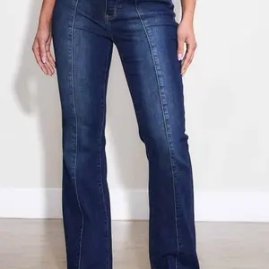 Vibrant High-Waisted Flare Jeans for Women Comfortable Stylish Denim Bottoms with Flare Design Basic Womenswear