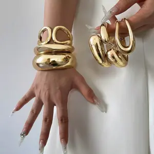 Luxury Gold Bangle Set - 2pcs/1pc Wide & Thick Fashionable Unique Style Oversized Bangle Set for Women