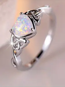 Elegant heart-shaped imitation Australian treasure women's ring suitable for daily banquets, engagements, ladies' jewelry gifts, Wedding Engagement Jewelry