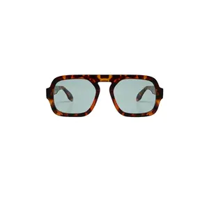 Elisa Johnson Jane in Brown Tortoise Elisa Johnson Jane in Brown Tortoise