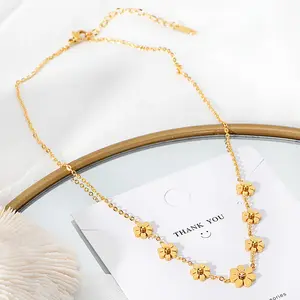 New Titanium Steel Necklace Non-Fading Trendy Design Simple Small Daisy Collarbone Chain for Women