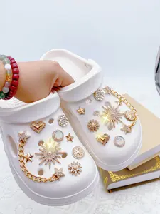 18 Piece Fashionable Detachable DIY Shoe Clips, Starburst, Chain Stars, Heart Rhinestones, Perfect for Parties and Gifts