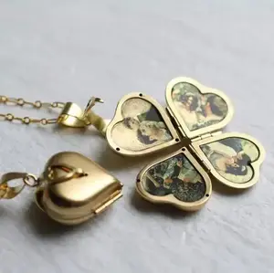 Locket Heart Shaped Locket Necklace 4-Layer Photo Necklace Jewelry Gift Stainless Steel Stackable Layered Memorial Keepsake