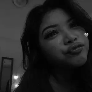 2025 Digital camera 5k,Portable Retro Camera,180° digital camera with flip screen,18X Digital Zoom vlogging camera,cameras for photography,Compact Travel Camera for Teens,Summer gifts