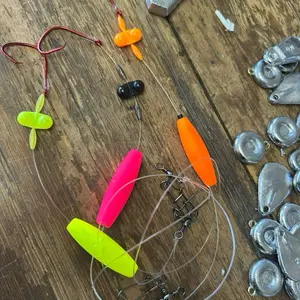 FIREFLY 3Pc w/ weights , 100% ready to fish  catfish / bass / redfish /