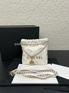 Pre-owned CHANEL 22 Mini White Leather Crossbody Bag