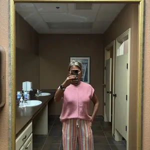 Women's Solid Color Sweater Vest, Casual Fashion Round Neck Knit Top for Summer, Fashion Women's Knitwear for Daily Wear