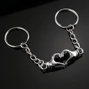 2026 NEW Minimalist Interlocking Love Keys Couple Keychain Matching Romantic Pendant for Bag Backpack & Keyring