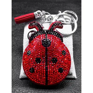 Fashion Rhinestone Lucky Charm Ladybug Design Keychain, Bag Charm for Women & Men, Ladybird Key Chain Accessories Jewelry for Birthday Gift for Daily Use, Bling Bling Keychains, Miraculous Ladybug Charm Keychain