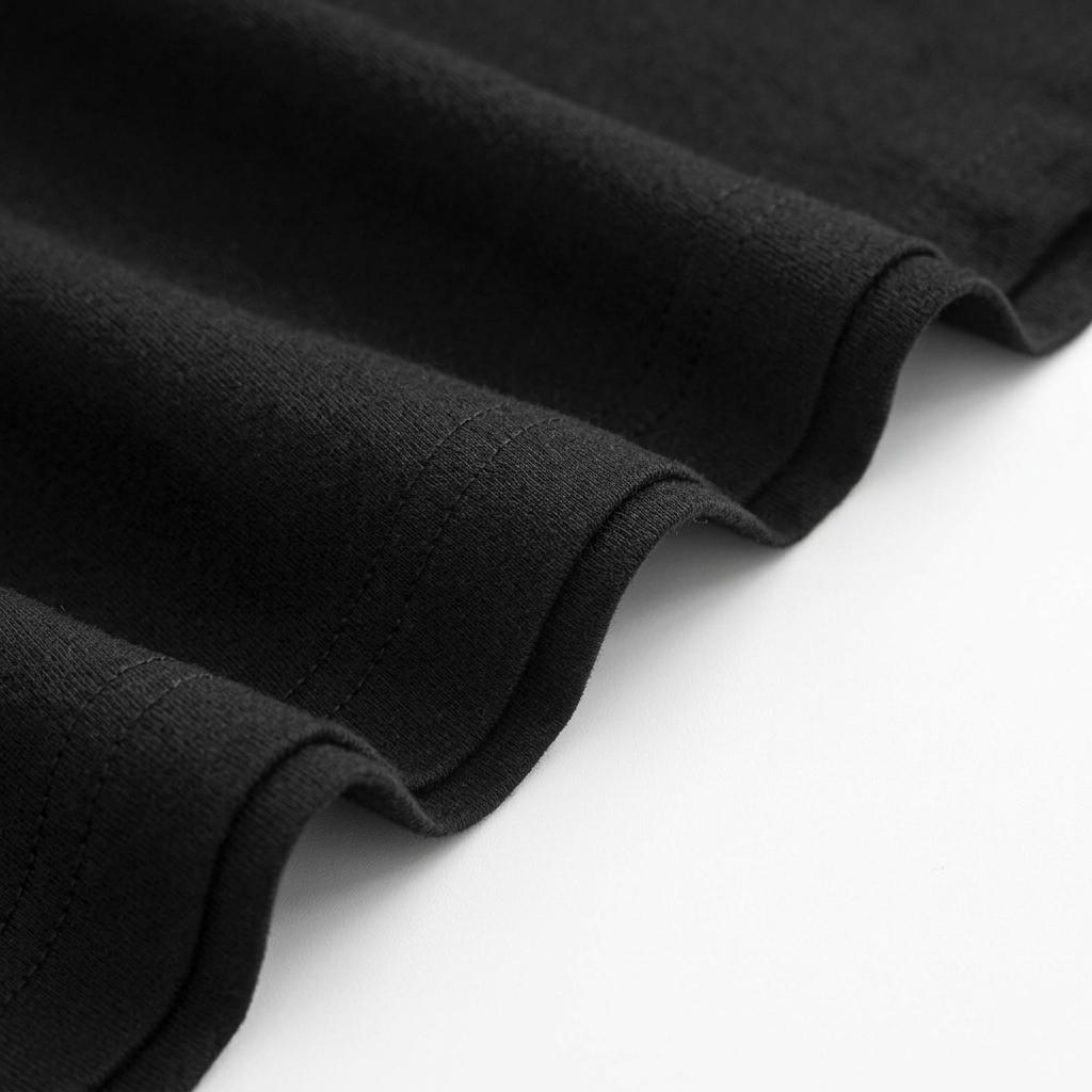 Black And White Shark Design Men's T-Shirt 180g Pure Cotton T-Shirt Men's Sport Casual Shark Pattern Summer Wear Gift For Shark Lovers And Adventure Enthusiasts