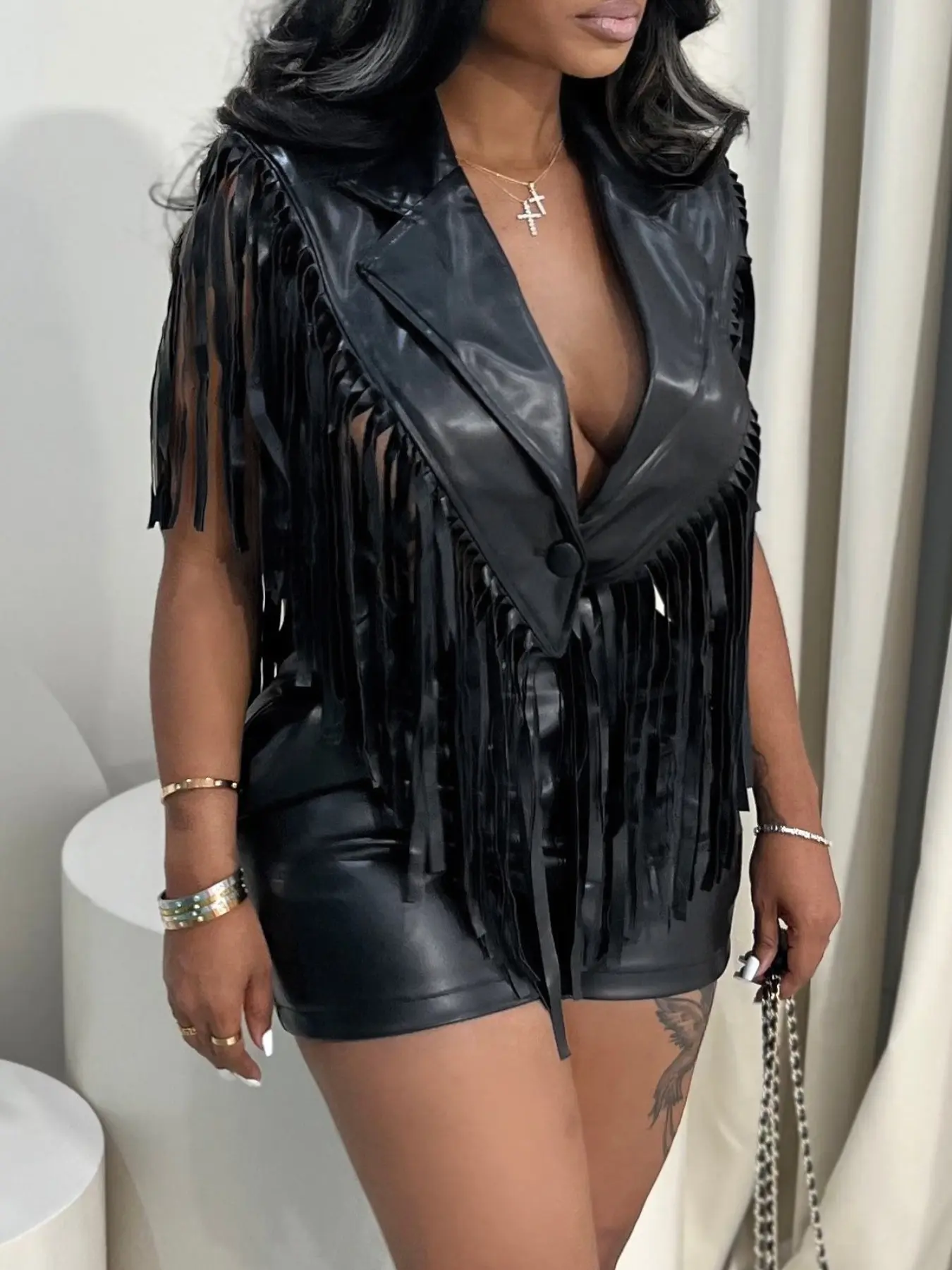 Women's PU Leather Two-Piece Set, Sexy Sleeveless Fringe Top & Vest Shorts,  Casual Fitted, Regular Length, Patchwork Style, Summer Outfits Set - TikTok  Shop