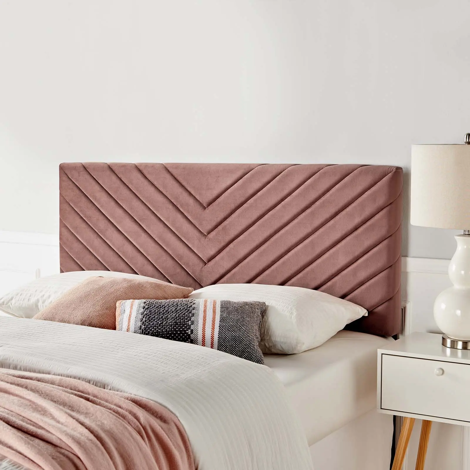 Modway Alyson Upholstered Bed Headboard, Angular Channel Tufted Performance Velvet, Dusty Rose, Full/Queen Size