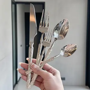 20-Piece Stainless Steel Cutlery Set, Dinnerware Service Set, Silver Color, Dishwasher Safe, Perfect for Home Kitchen Dining Parties, Ideal Gift for Holidays