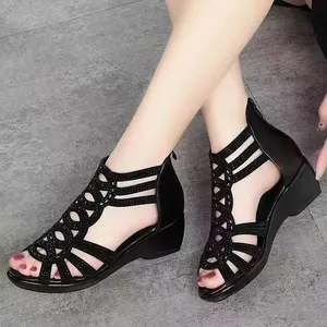 Summer Women's Chunky Gladiator Sandals Cloud Comfort Footbed & Arch Support Boho Strappy Design In Sizes US 6-9 Euro 35-40 Outdoor Beach To Street Shoes Black Leather Girl Shoes Footwear Parent