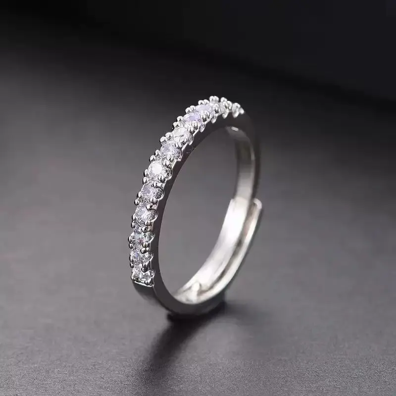Elegant women's ring