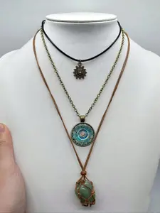 Vintage Stone Trendy Charm Necklaces Set, Charms Necklace 3pcs Jewelry Accessories for Halloween Carnival Christmas Party Gifts, Unique Design for Women & Girls, Trendy Jewellery Accessories, Fashion Accessory Necklace