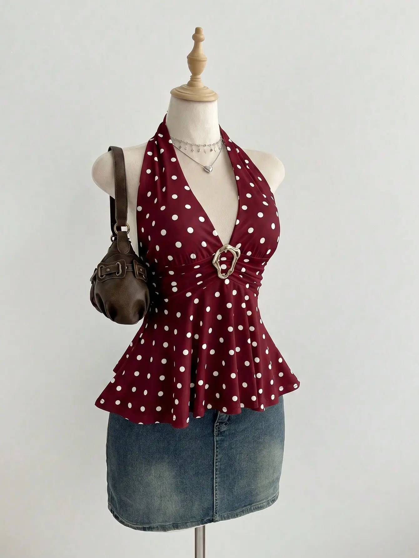 Women’s Polka Dot Halter Tank Top, Metal Detail Sleeveless Summer Cami for Women, Elegant Casual Vacation Beach Top, Y2K Going Out Party Brunch Outfit, party top women