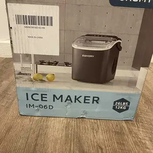 Product Review of EUHOMY Ice Maker Countertop with Handle, 26lbs in 24Hrs, 9 Ice Cubes Ready in 6 Mins, Auto-Cleaning Portable Ice Maker with Basket and Scoop, for Home/Kitchen/Camping/RV. (2024 New Silver) Utensils from M**💋