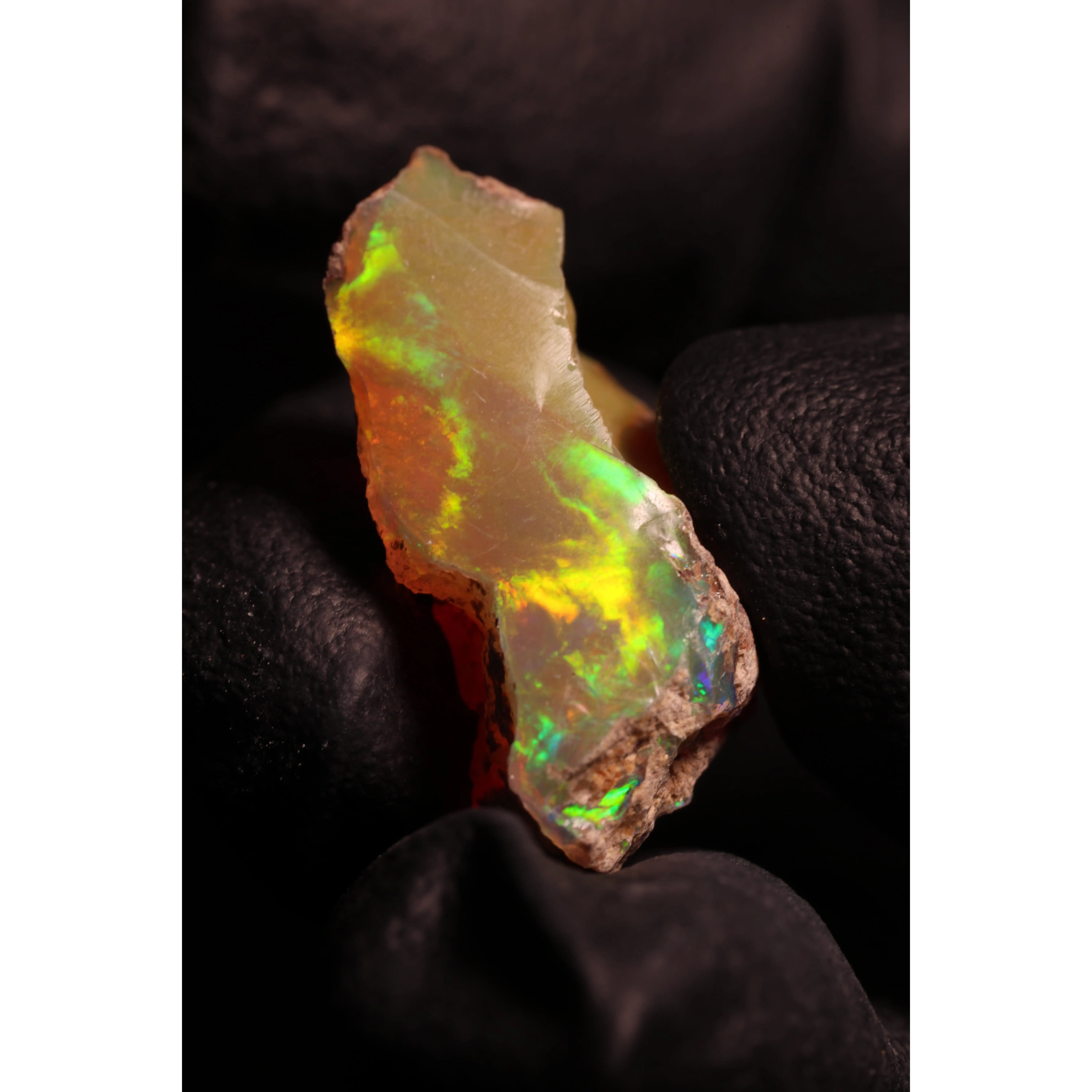 1.54g Rough Ethiopian Jewelry Grade Welo Opal