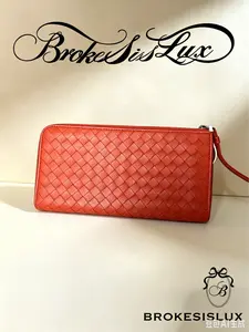 Pre-owned Bottega Veneta Zip Around Wallet in Red Intreccio Leather