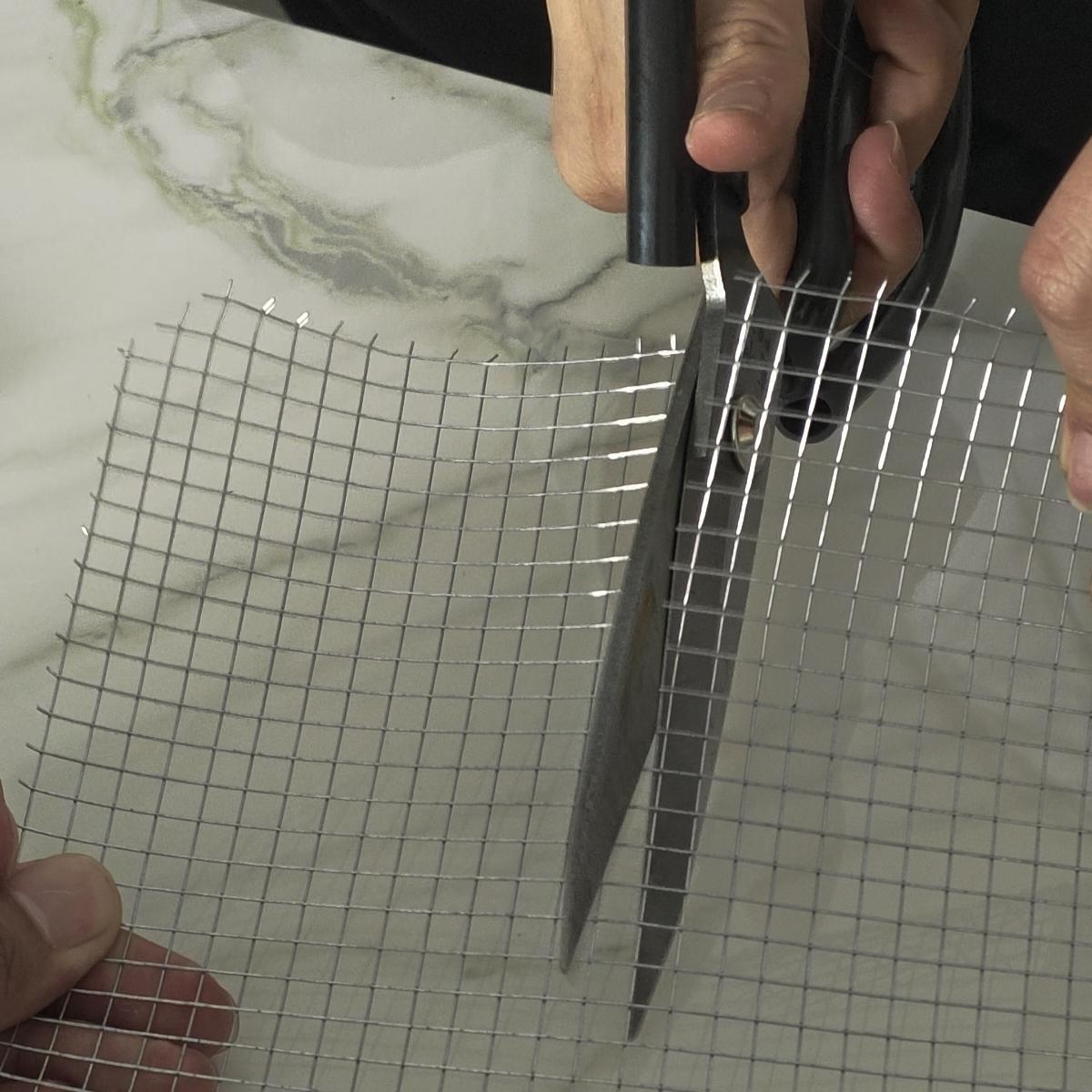 Galvanized Welded Wire Mesh Roll, Rust Proof Heavy Duty Metal Garden Fence Mesh, Multi-Purpose Hardware Cloth For Yard Chicken Coop Fencing, Plant Protection & Construction Protection Netting