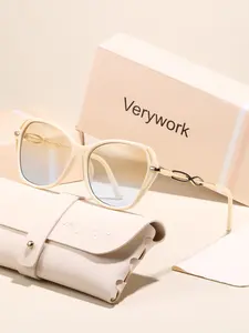 Personalized Style Brand Design Plastic Frame Sunglasses, Ideal for Street Photography, Travel, Fashion Accessory, Includes Storage and Cleaning Cloth