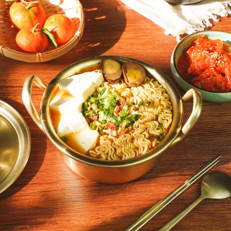 OTTOGI Jin Ramen Spicy Flavor 4 Pack 16.9 oz - BTS Favorite Korean Noodles