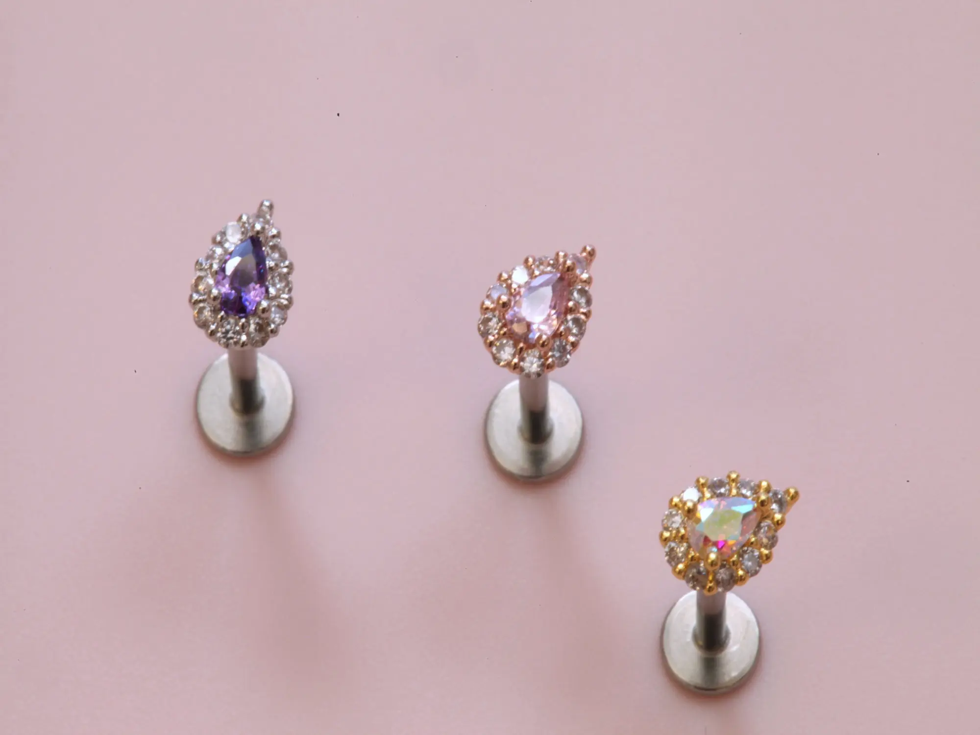 Iridescent Teardrop Cartilage Earring • Holographic Conch Threadless Piercing • Tiny Tragus Stud • Teardrop Helix Labret • Medusa Lip Ring