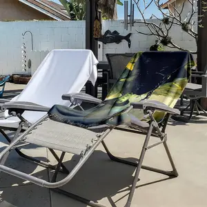 1 piece Cynthia Erivo stars as Elphaba in the musical "Wicked". themed beach towel - Soft and Comfortable Beach Towel, Soft Polyester Fiber, suitable for Beach, Pool, Camping, Quick-dry and Absorbent, Modern Pattern Style, Brings a Refreshing Summer