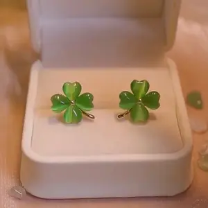 Elegant Luxurious Lucky Clover Opal Earrings for Women Green Colour Love Heart Crystal Earring New Jewelry for Mom
