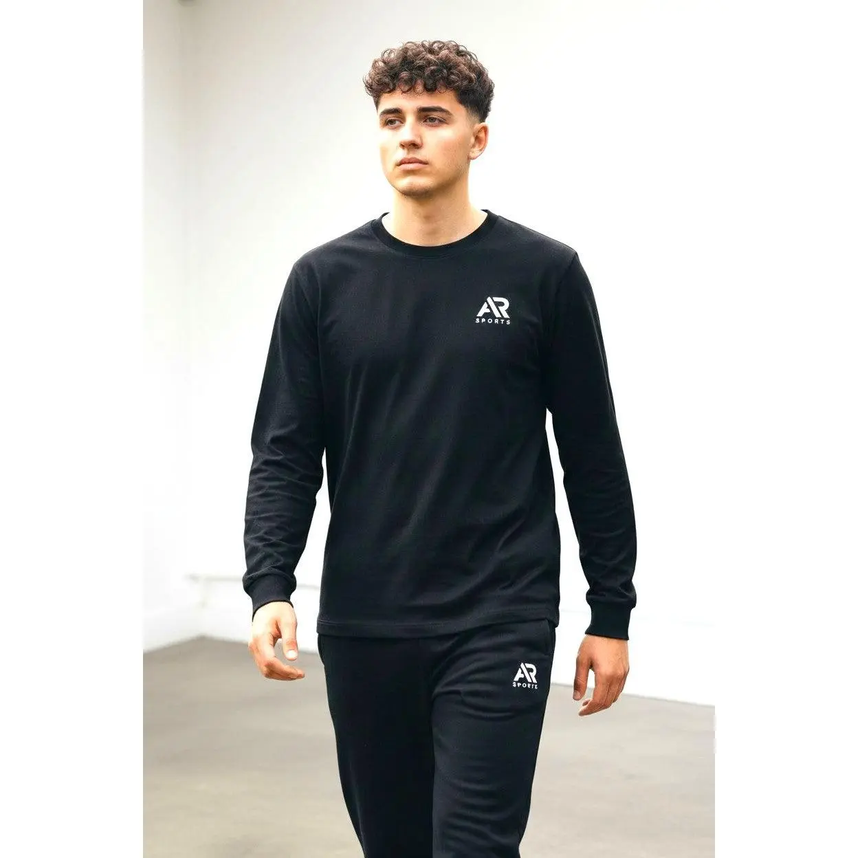 AR Sportswear Men's AR Classic Crew Neck Sweater