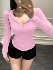 Women's Casual Fashion Zipper Hooded Long Sleeve Fit Top, Stylish Ladies' Pullover for Everyday Wear, Comfortable and Trendy Outerwear